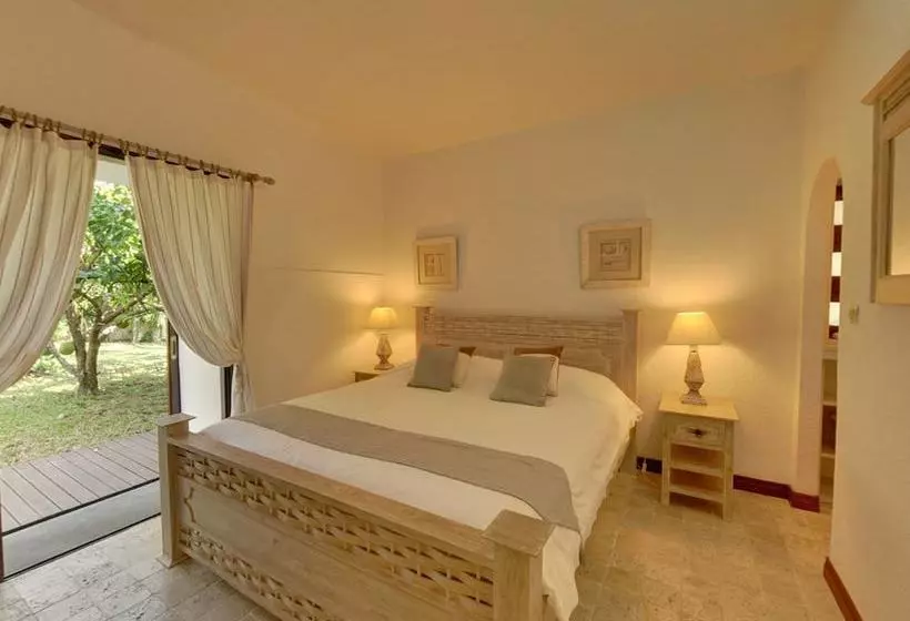 Maison Mucuna, Pieds Dans L Eau  Adults Only