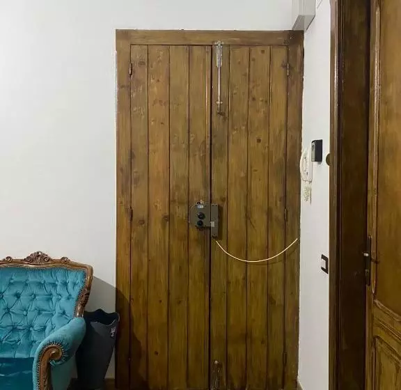 پانسیون Dani's House