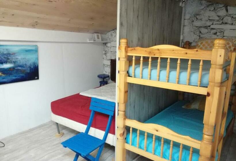 צימר Galerie D Art D Une Ancienne Mairie De 1783