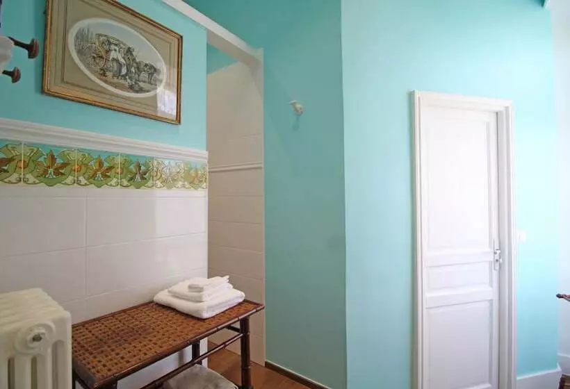 Aamiaismajoitus (B&B) Domaine De Bort