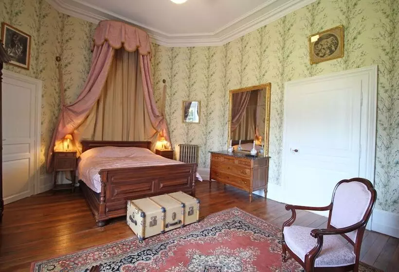 Aamiaismajoitus (B&B) Domaine De Bort