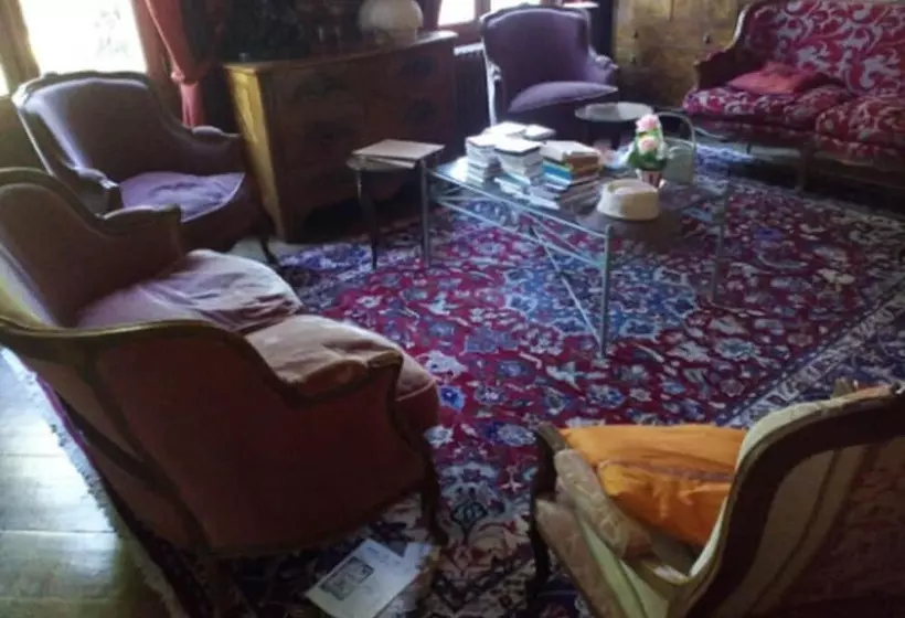 Aamiaismajoitus (B&B) La Roseraie