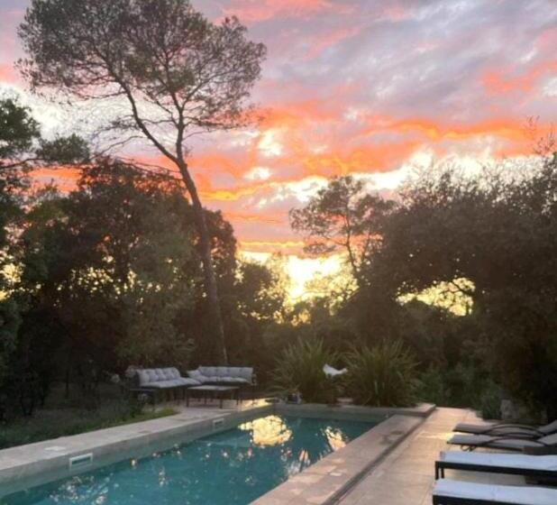 צימר La Villa Kallisté