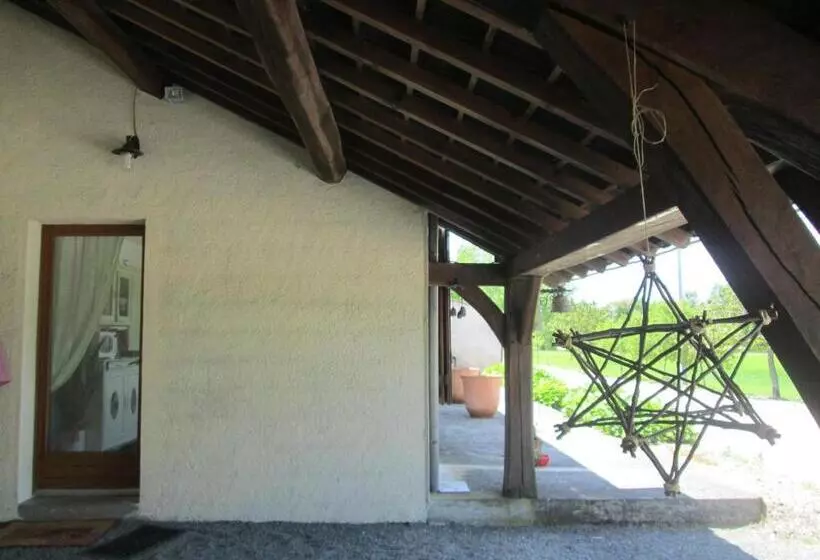 Aamiaismajoitus (B&B) Le Champ Du Pré