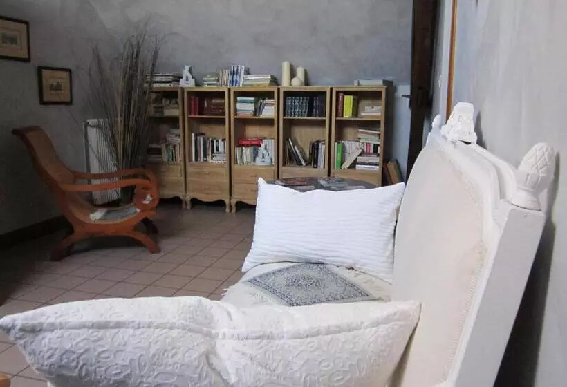 Aamiaismajoitus (B&B) Le Champ Du Pré