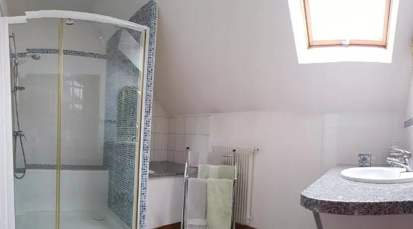 Aamiaismajoitus (B&B) Le Champ Du Pré