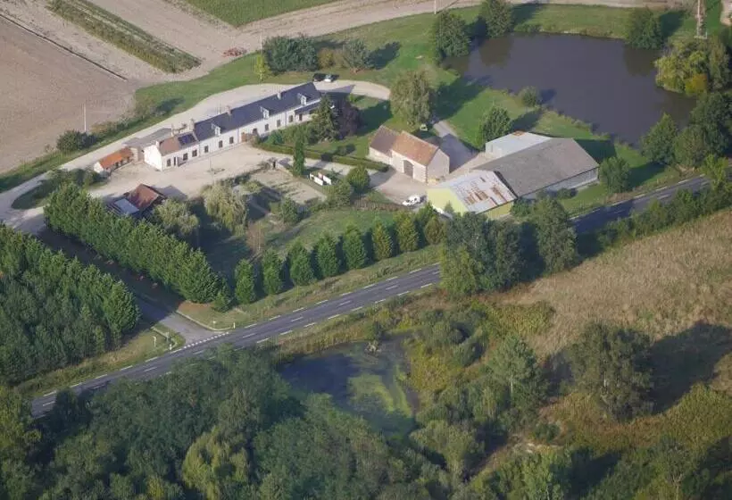 Aamiaismajoitus (B&B) Le Champ Du Pré