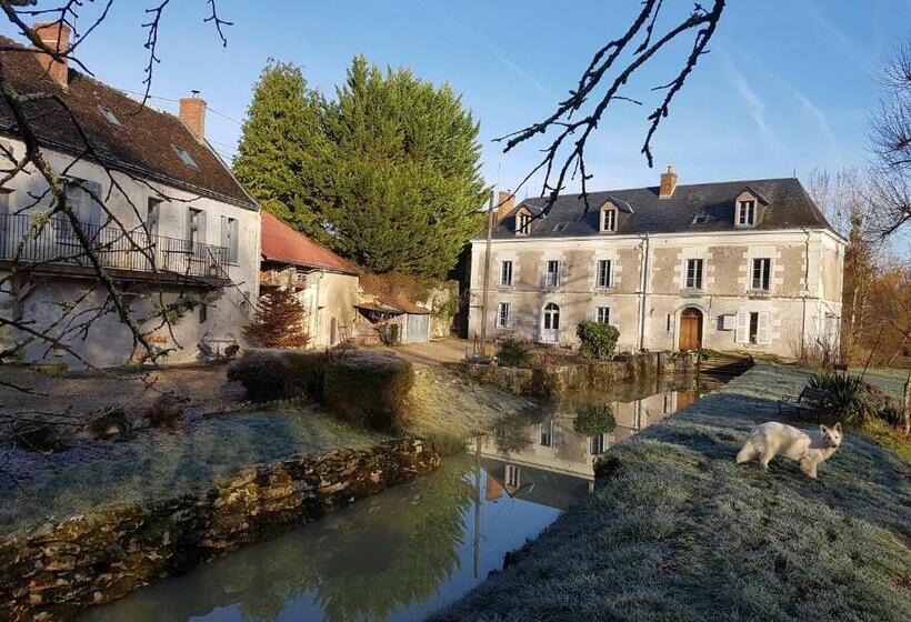 مبيت وإفطار Le Moulin Du Bourg