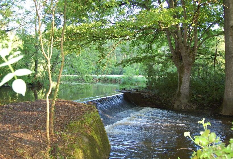 مبيت وإفطار Le Moulin Neuf