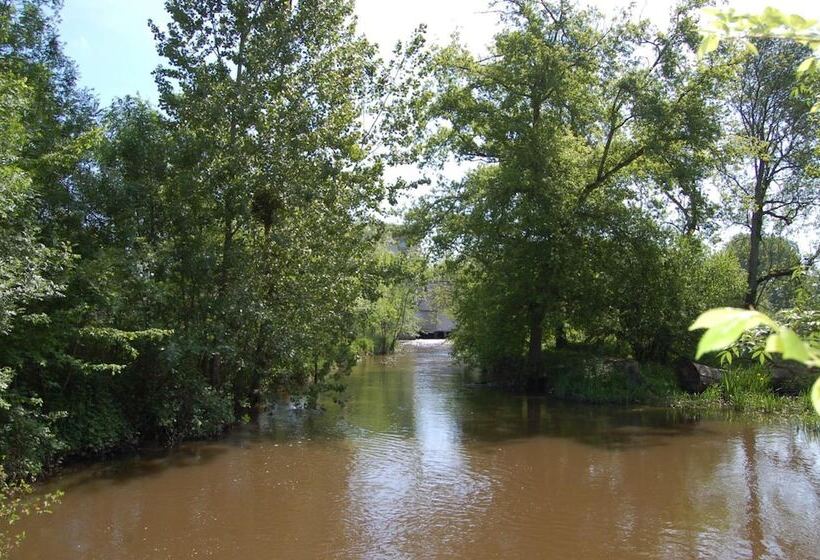 مبيت وإفطار Le Moulin Neuf