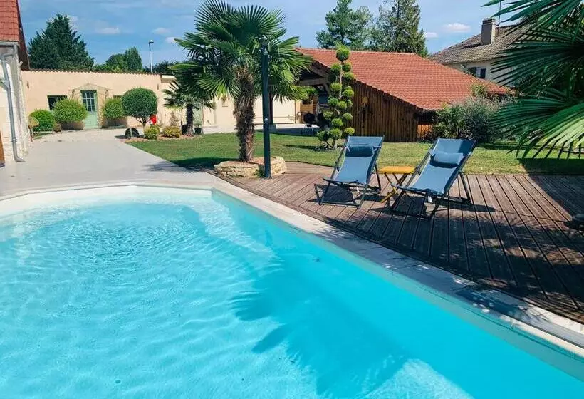 Aamiaismajoitus (B&B) Les Chambres Du Bonheur