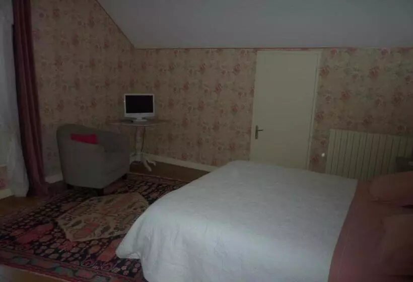 Aamiaismajoitus (B&B) L'orée Du Bois