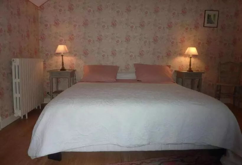 Aamiaismajoitus (B&B) L'orée Du Bois