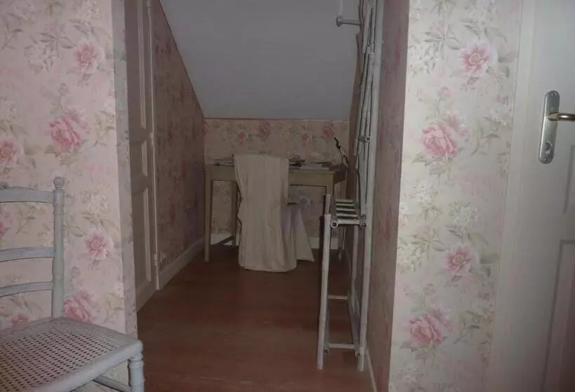 Aamiaismajoitus (B&B) L'orée Du Bois