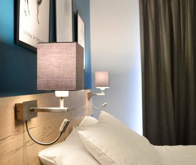 The Originals City, Ax Hotel, La Châtaigneraie