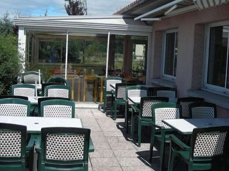 בית מלון כפרי Le Pairoux