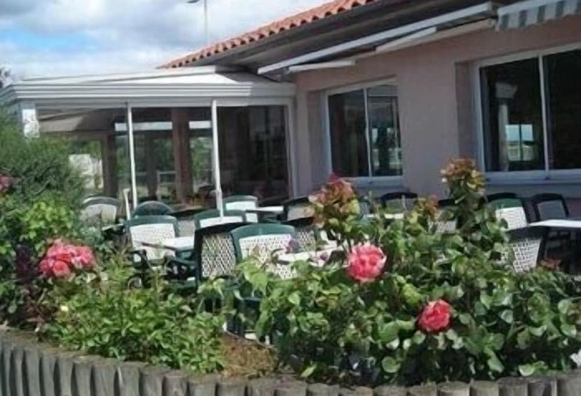 בית מלון כפרי Le Pairoux