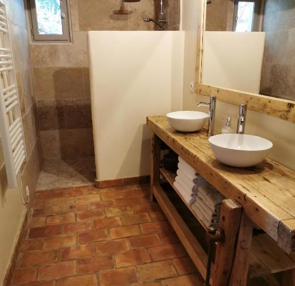 פנסיון Les Anes De Petit Jean