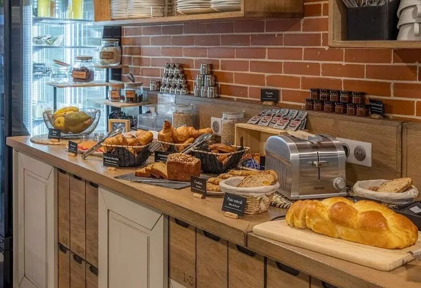 The Originals City, Ax Hotel, La Châtaigneraie