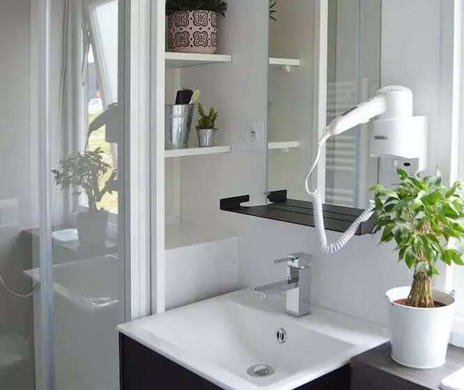 The Originals City, Ax Hotel, La Châtaigneraie