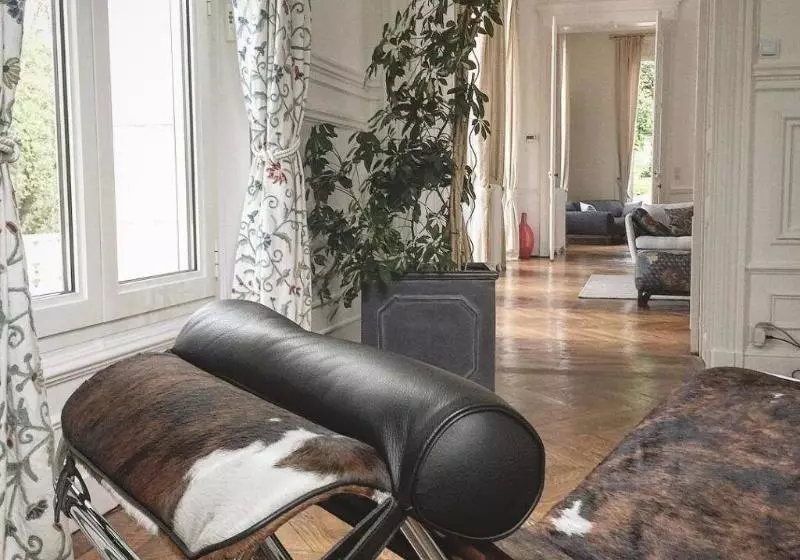 Aamiaismajoitus (B&B) Château Ollé Laprune