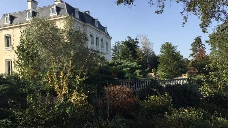 Aamiaismajoitus (B&B) Château Ollé Laprune