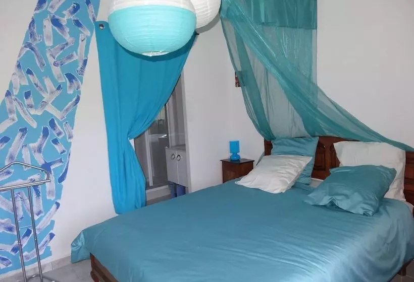 ベッドアンドブレックファースト L  Heureux Pot