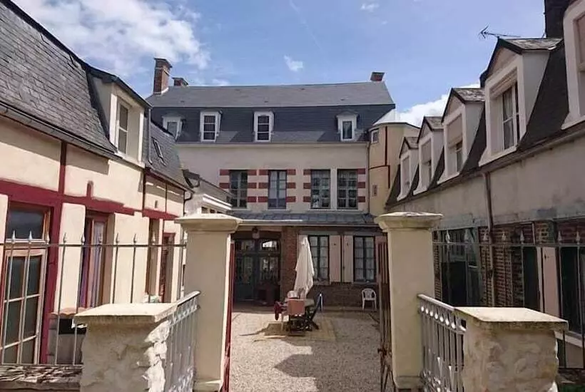 ベッドアンドブレックファースト La Vieille France