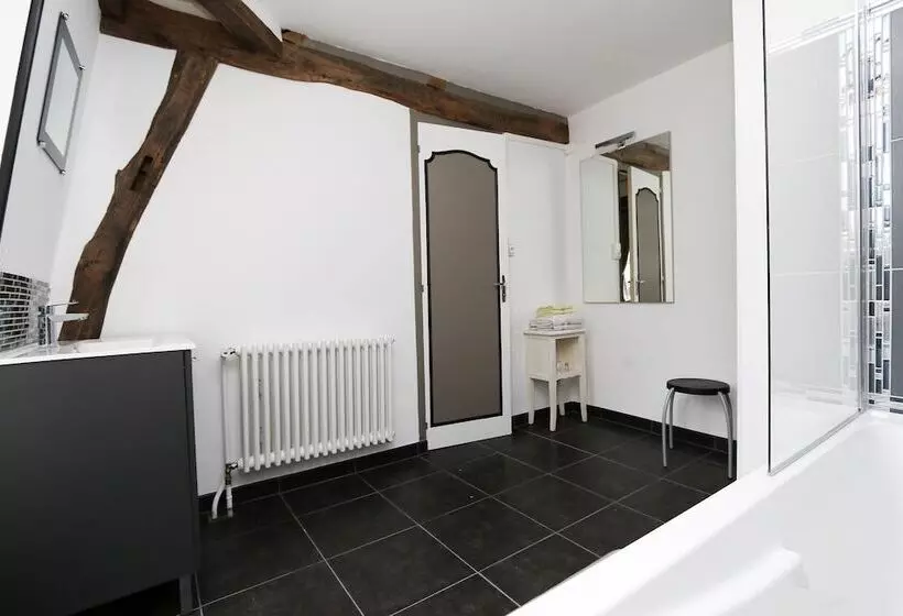 ベッドアンドブレックファースト La Vieille France