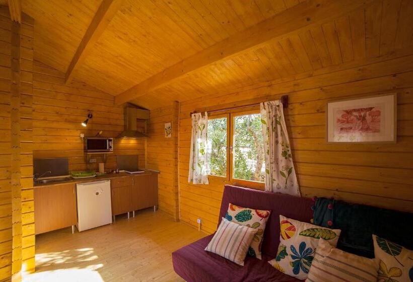 Cabañas De La Romedina