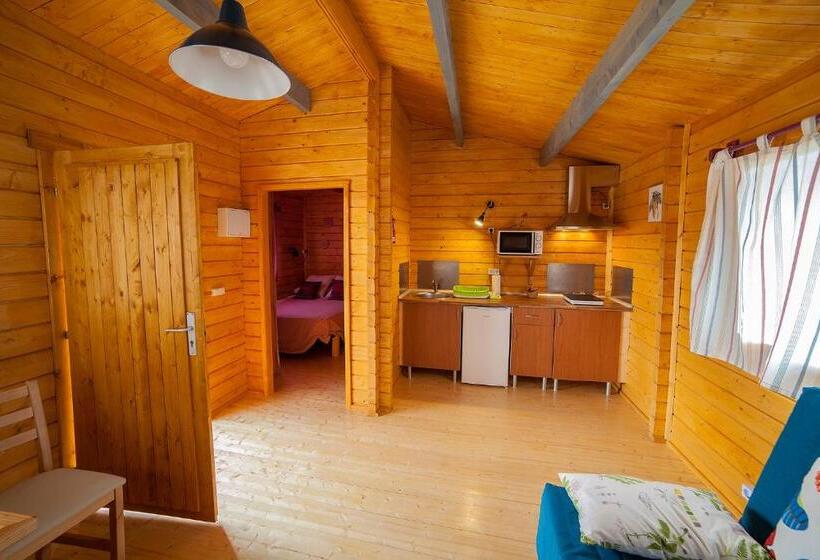 Cabañas De La Romedina