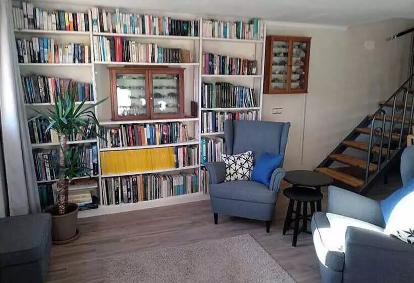 Hostelli Physionatural Wellness Center