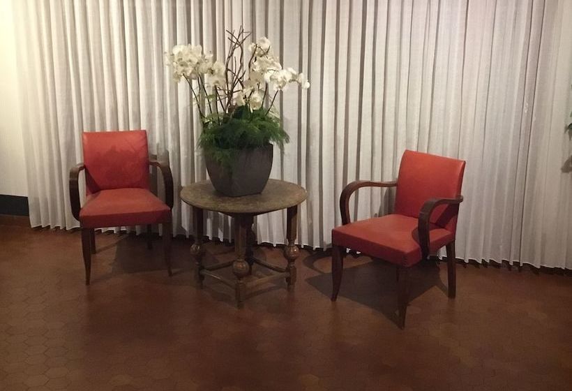 בית מלון כפרי La Châtaigneraie