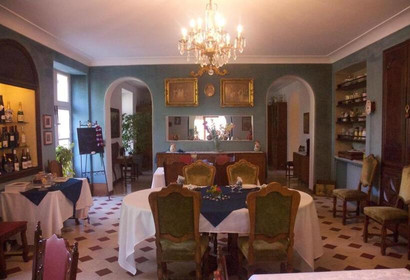 Le Clos Des Cedres B&b