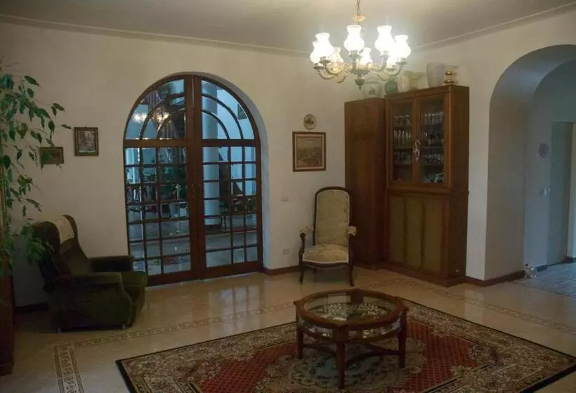 Le Clos Des Cedres B&b