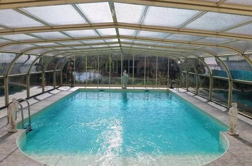 Le Clos Des Cedres B&b