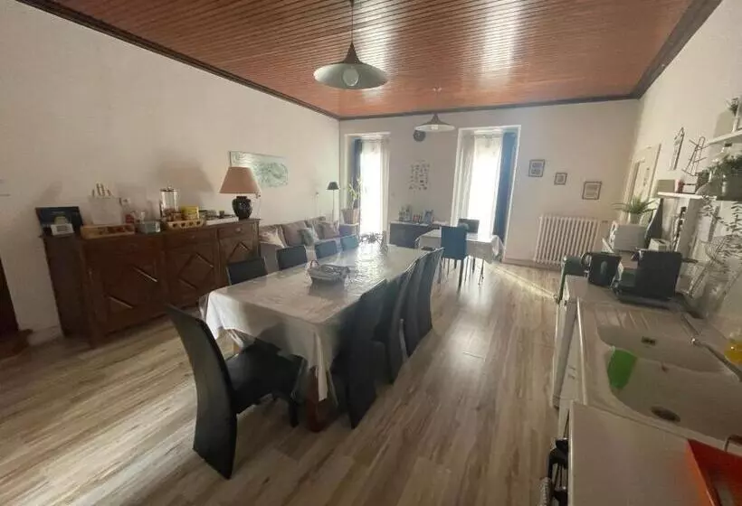 Majatalo Gîte:sur Le Chemin