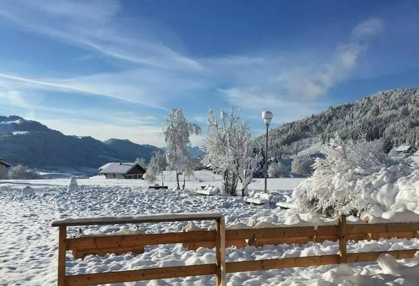 Lomakeskus Les Cimes Du Léman