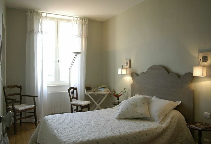 ベッドアンドブレックファースト Ancienne Ecole Du Chapuy