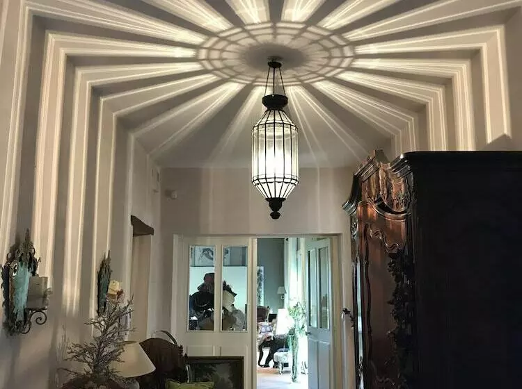 Aamiaismajoitus (B&B) Ancienne Ecole Du Chapuy