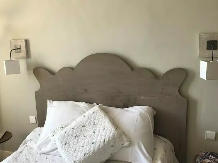 Aamiaismajoitus (B&B) Ancienne Ecole Du Chapuy