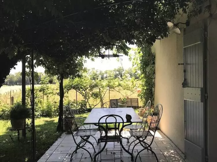 Aamiaismajoitus (B&B) Ancienne Ecole Du Chapuy