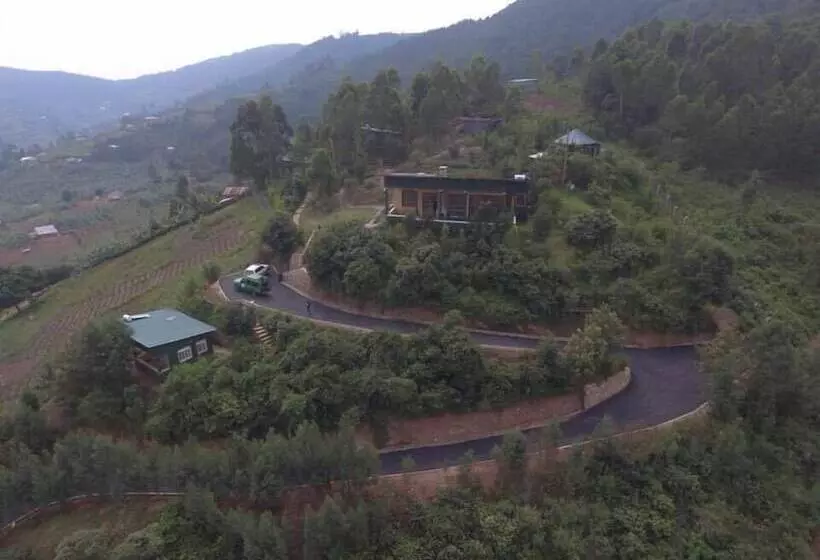 تختخواب و صبحانه Summit Safari Lodge