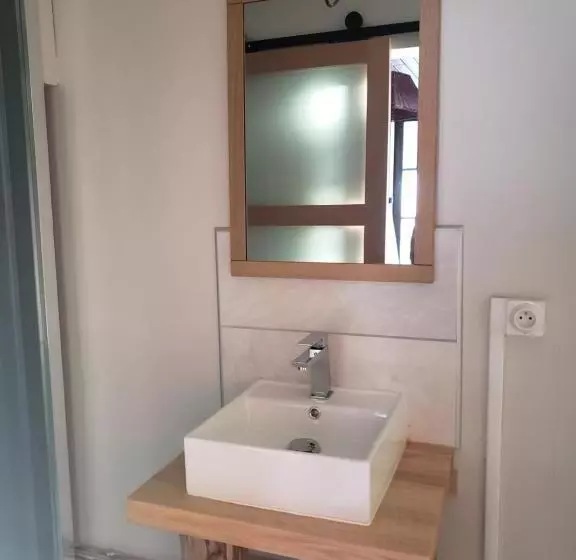 ホテル Auberge La Bergerie