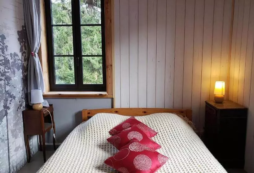 ホテル Auberge La Bergerie