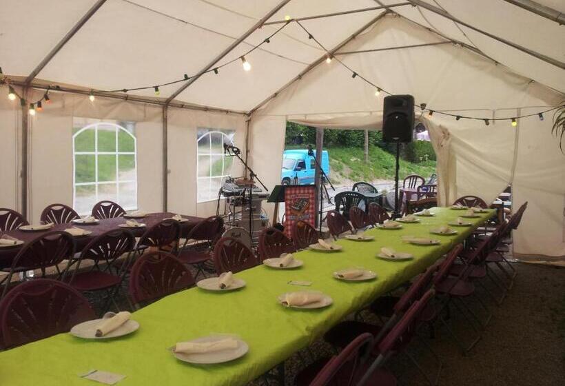 ホテル Auberge La Bergerie