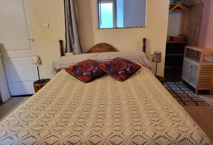 ホテル Auberge La Bergerie