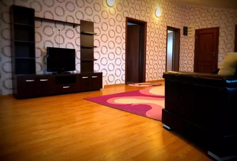 Delta Est Hotel & Restaurant