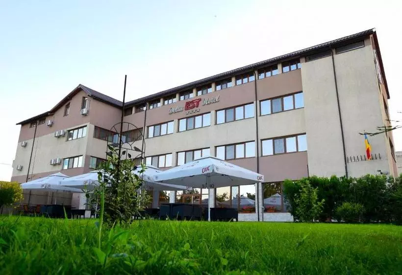 Delta Est Hotel & Restaurant