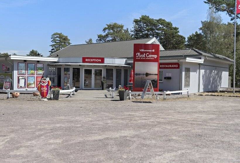 בית מלון כפרי First Camp Oknö